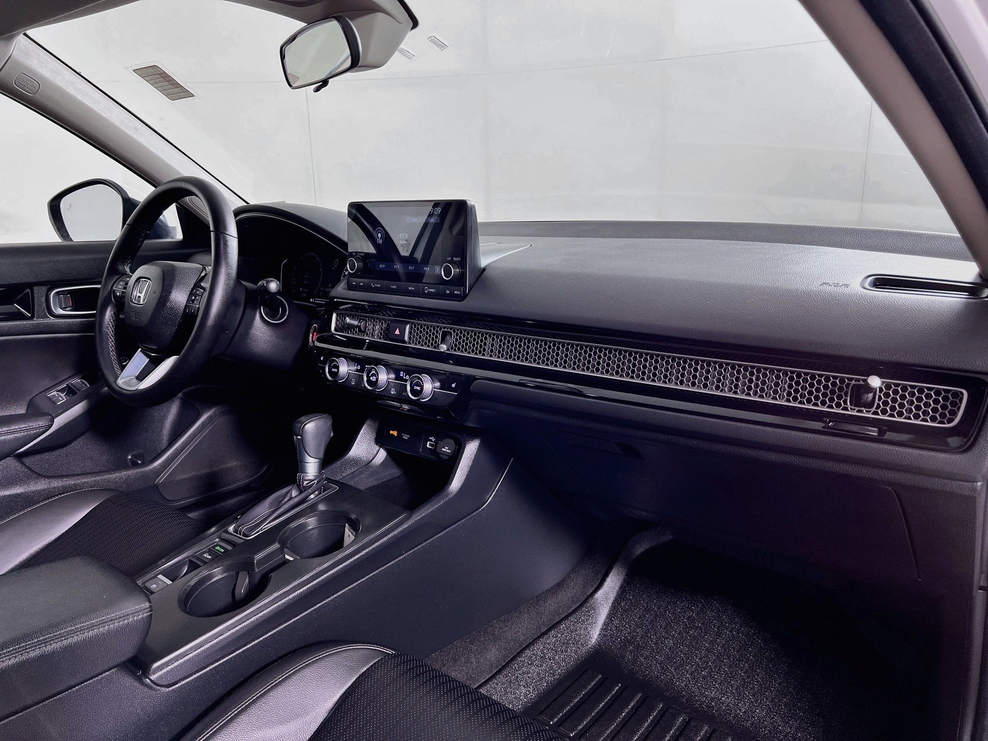 2024 Honda Civic Hatchback EX-L
