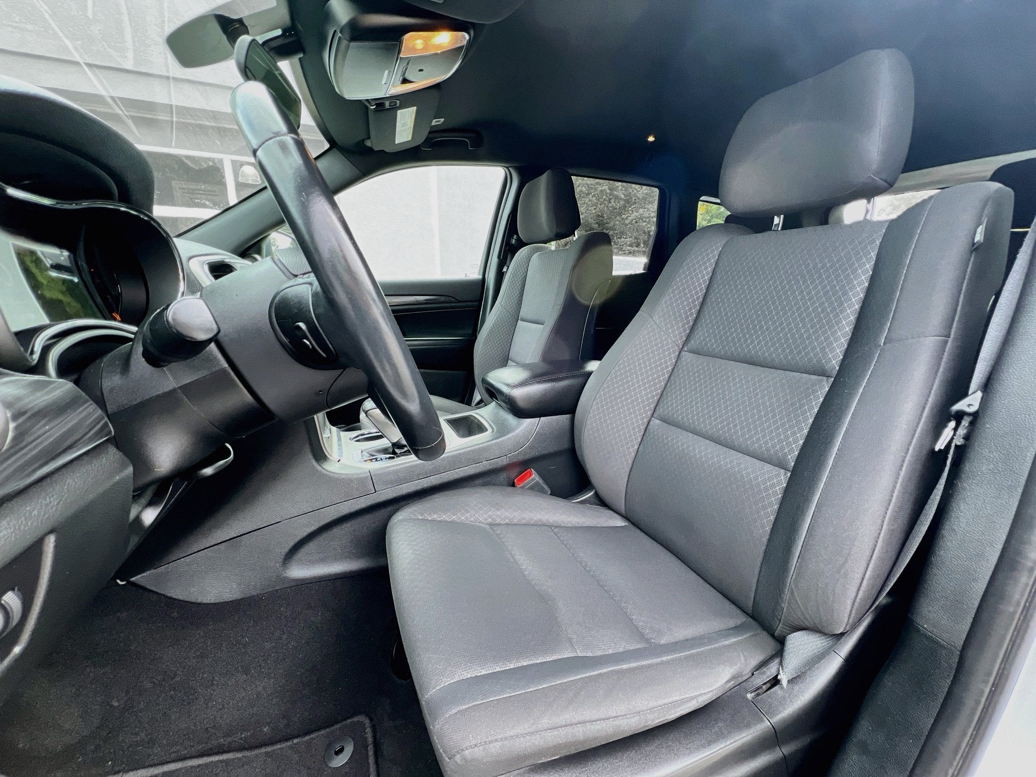 2019 Jeep Grand Cherokee Laredo E