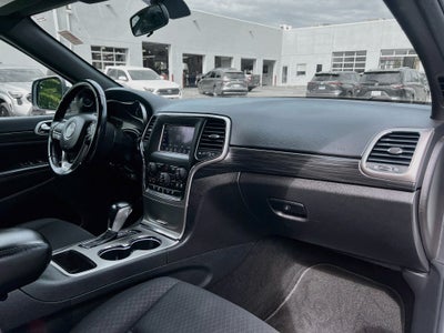 2019 Jeep Grand Cherokee Laredo E