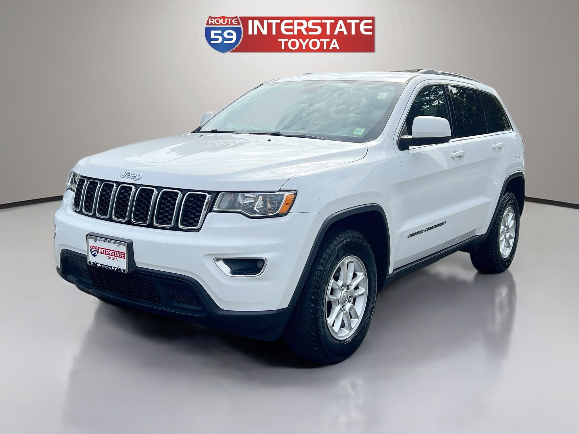 2019 Jeep Grand Cherokee Laredo E