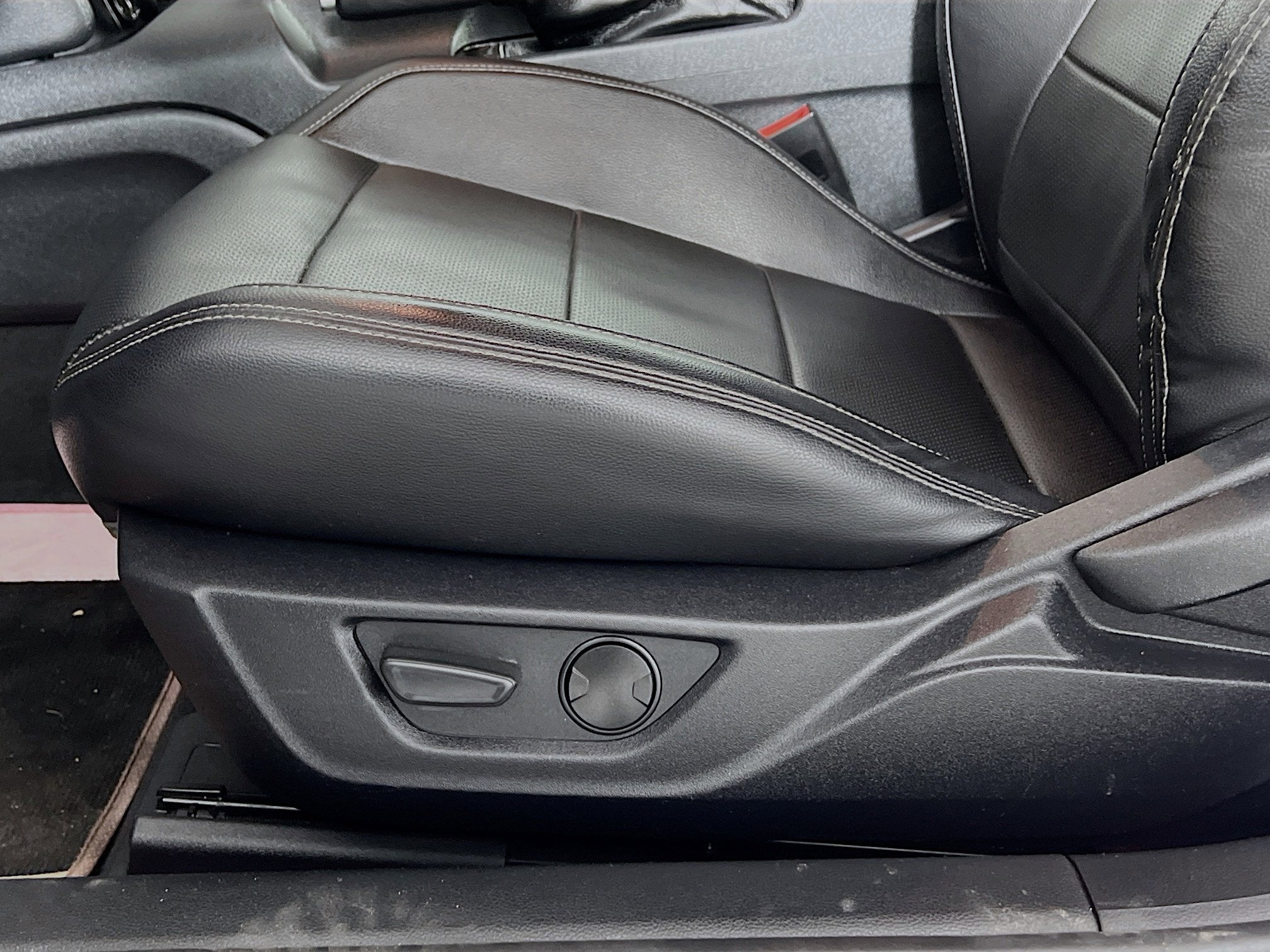 2022 Ford Mustang Base