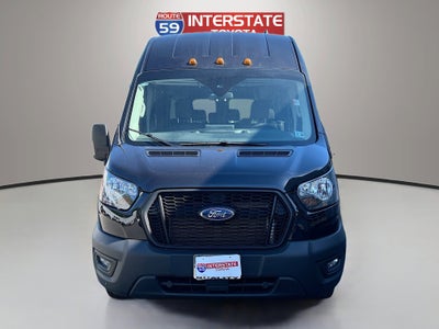 2025 Ford Transit Passenger Wagon Base