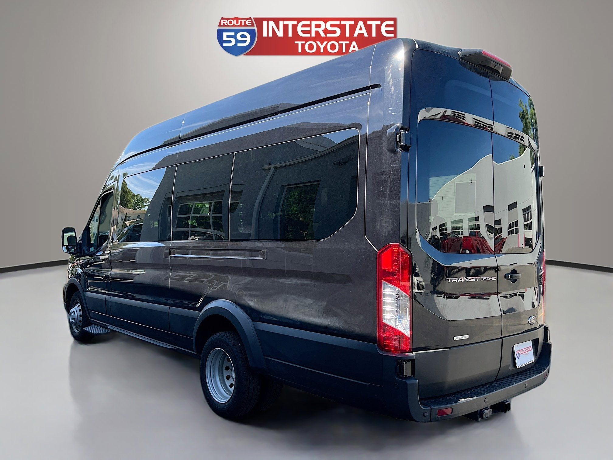 2025 Ford Transit Passenger Wagon Base