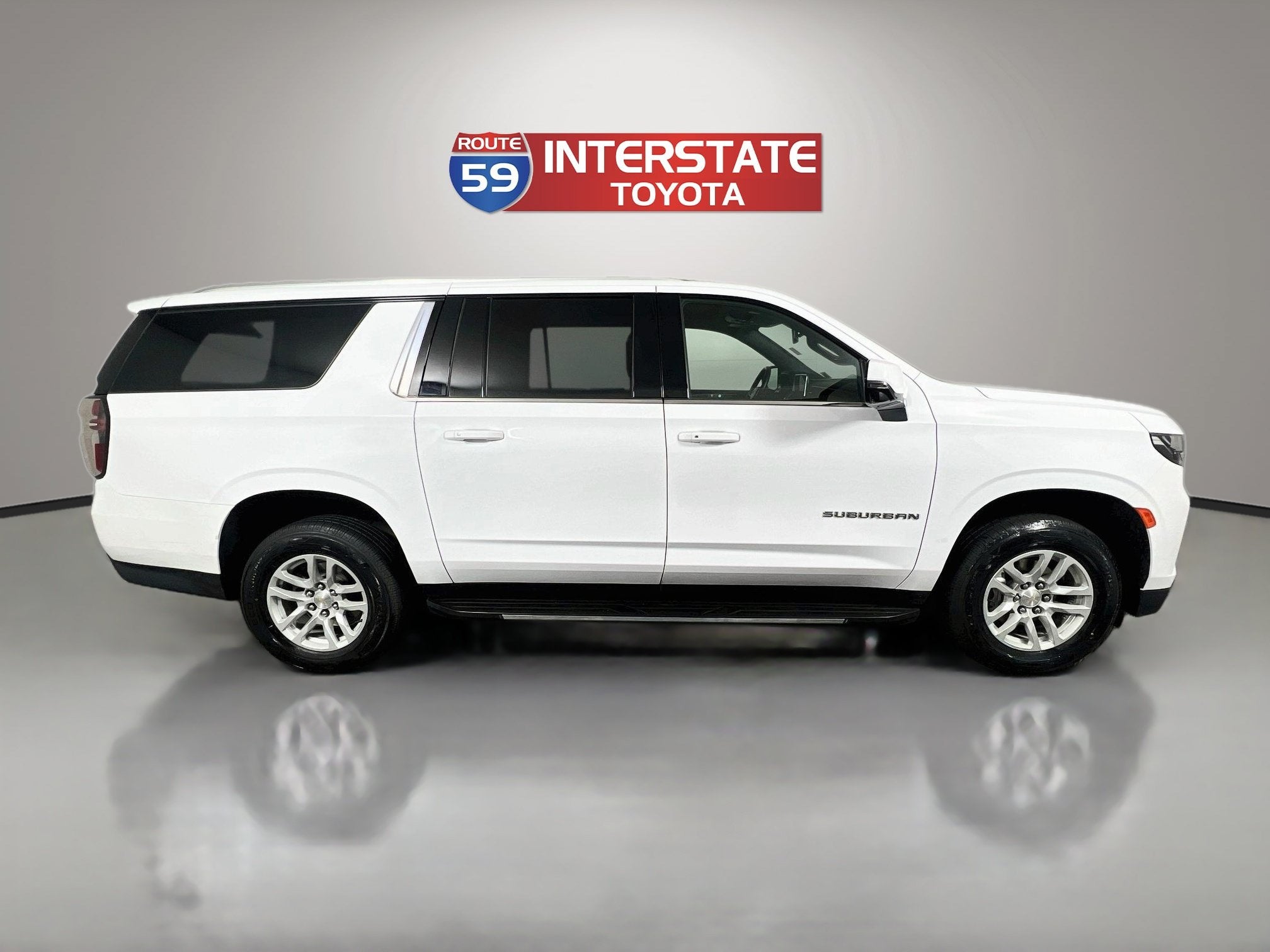2024 Chevrolet Suburban LT