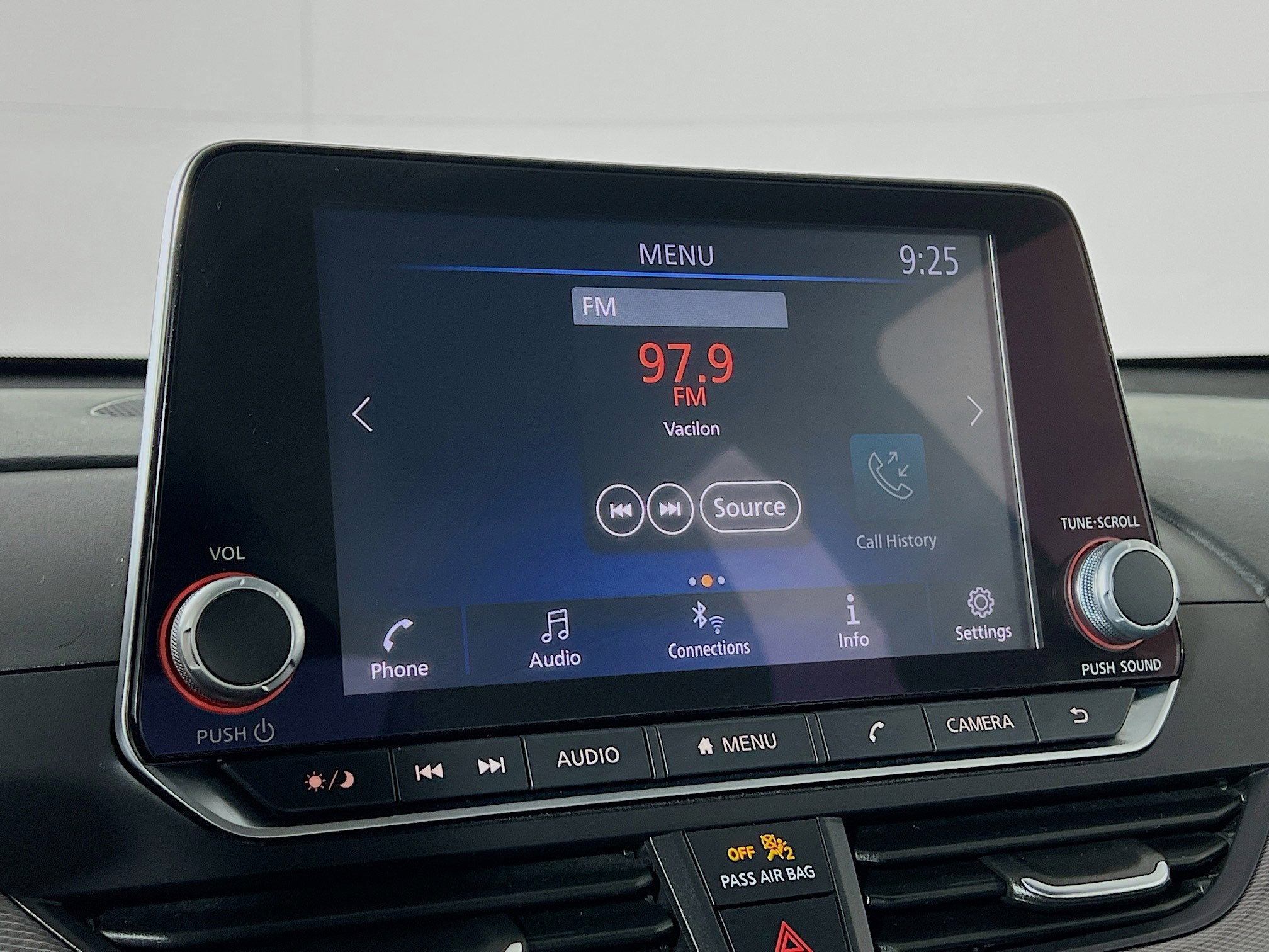 2025 Nissan Altima SR