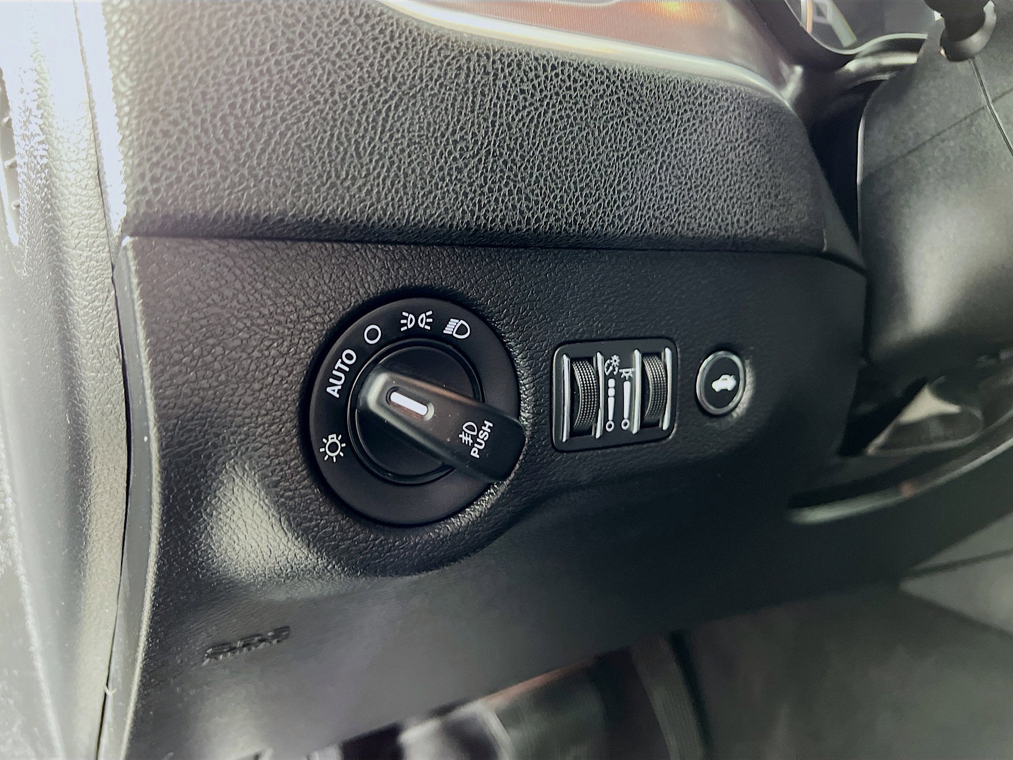 2019 Dodge Charger SXT