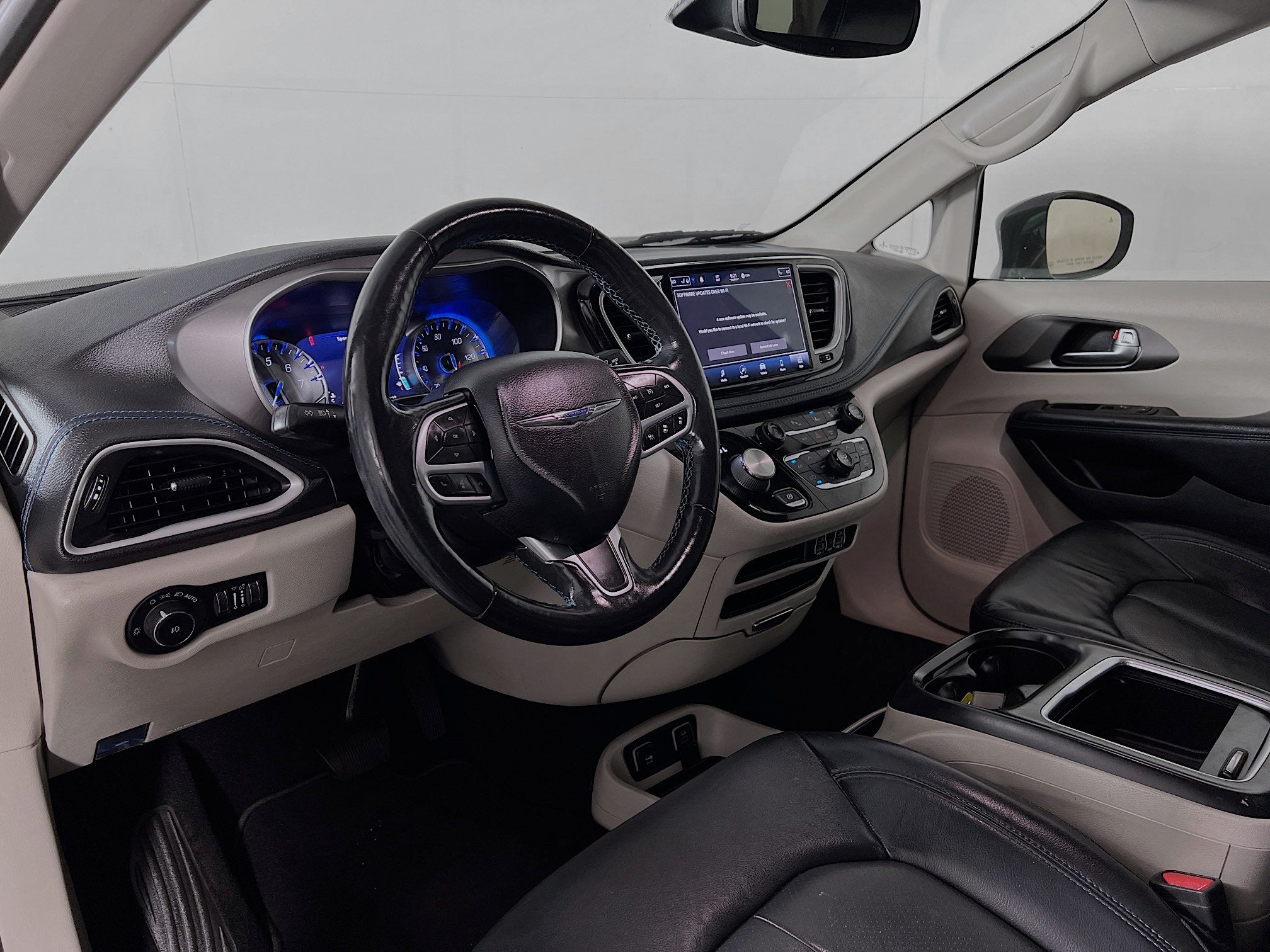 2021 Chrysler Pacifica Touring L