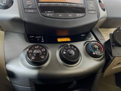 2011 Toyota RAV4 4WD 4dr 4-cyl 4-Spd AT (Natl)