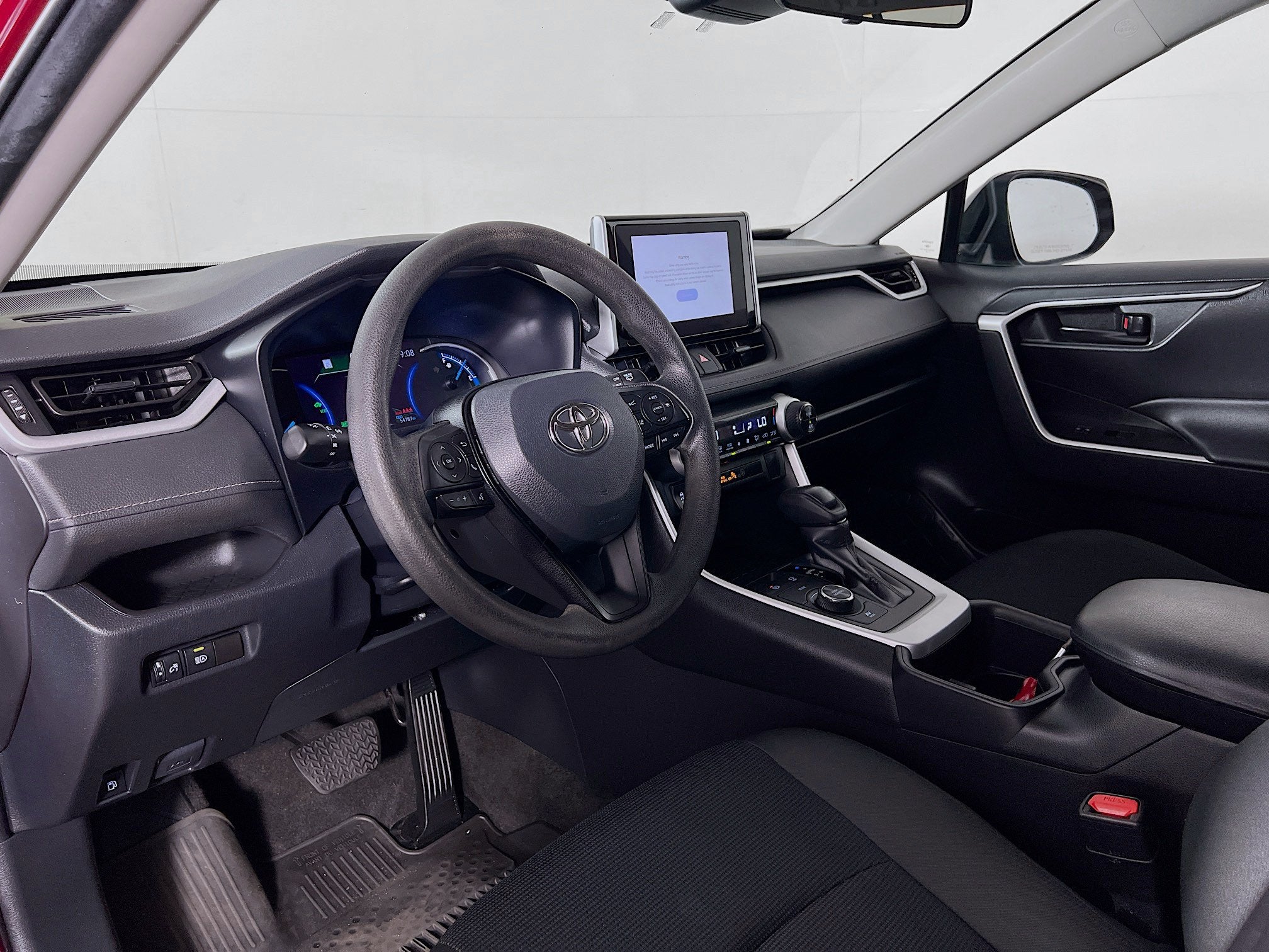 2023 Toyota RAV4 Hybrid LE