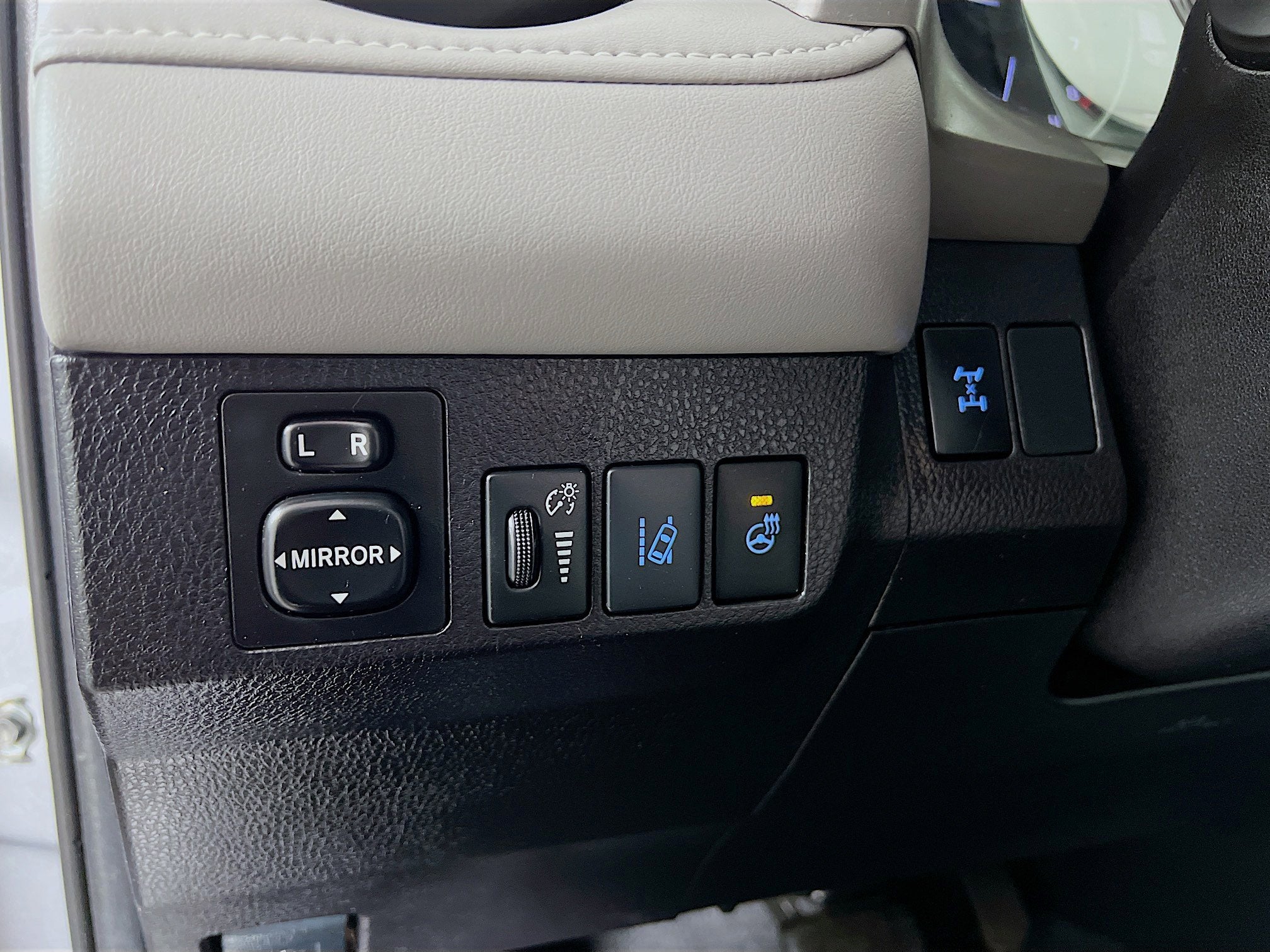 2018 Toyota RAV4 Base