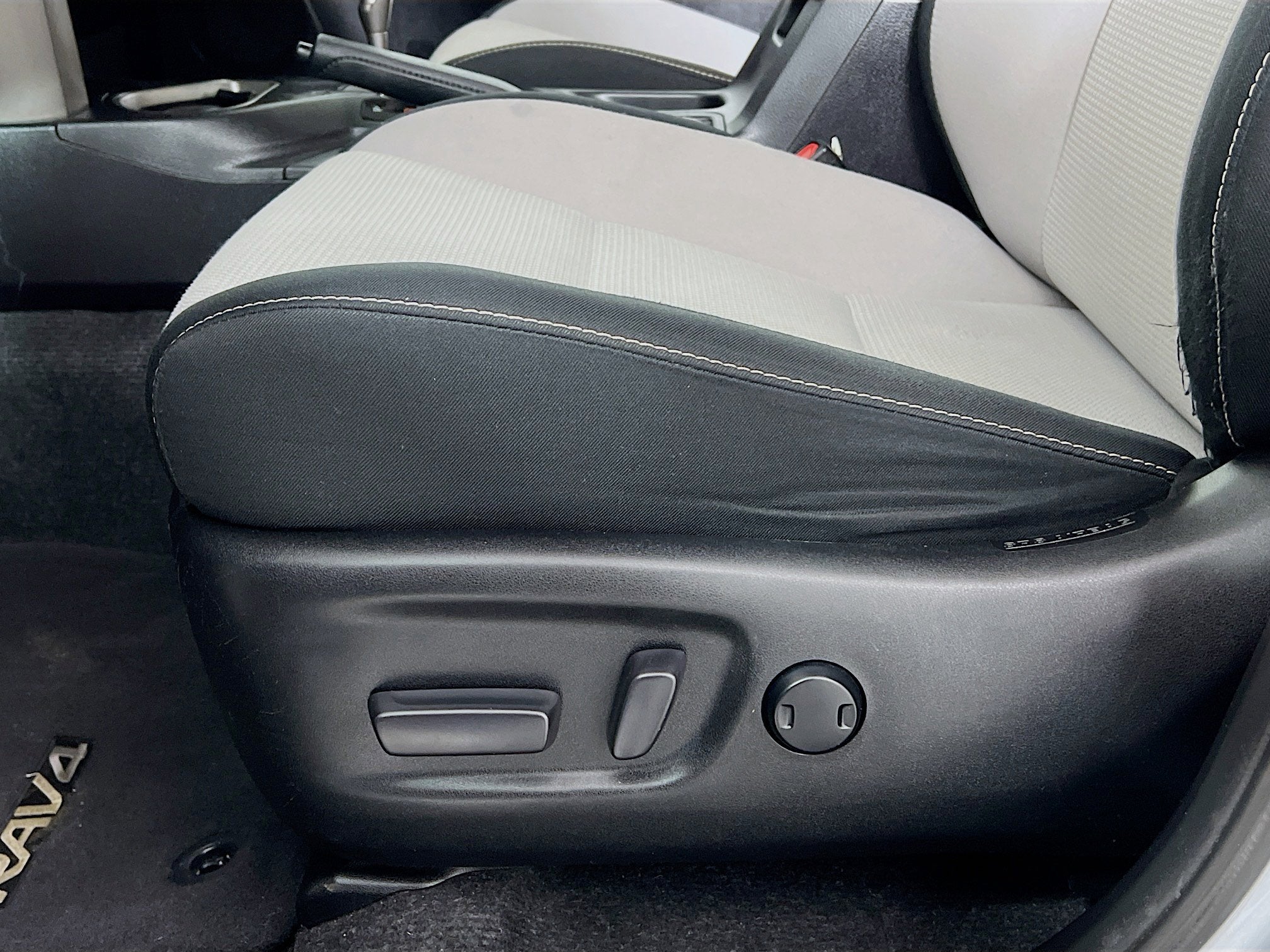 2018 Toyota RAV4 Base