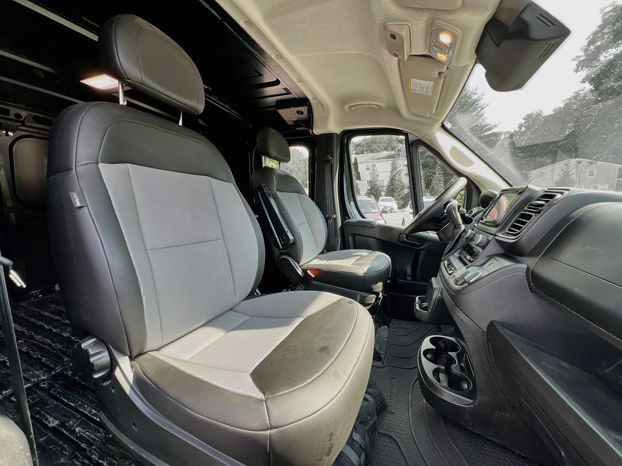 2025 RAM ProMaster Cargo Van Tradesman