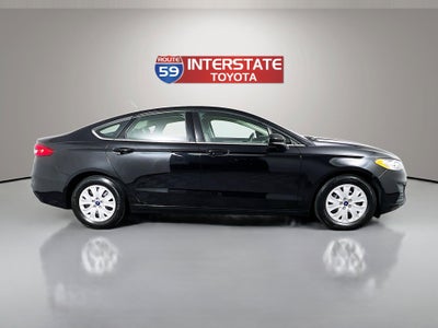 2019 Ford Fusion S