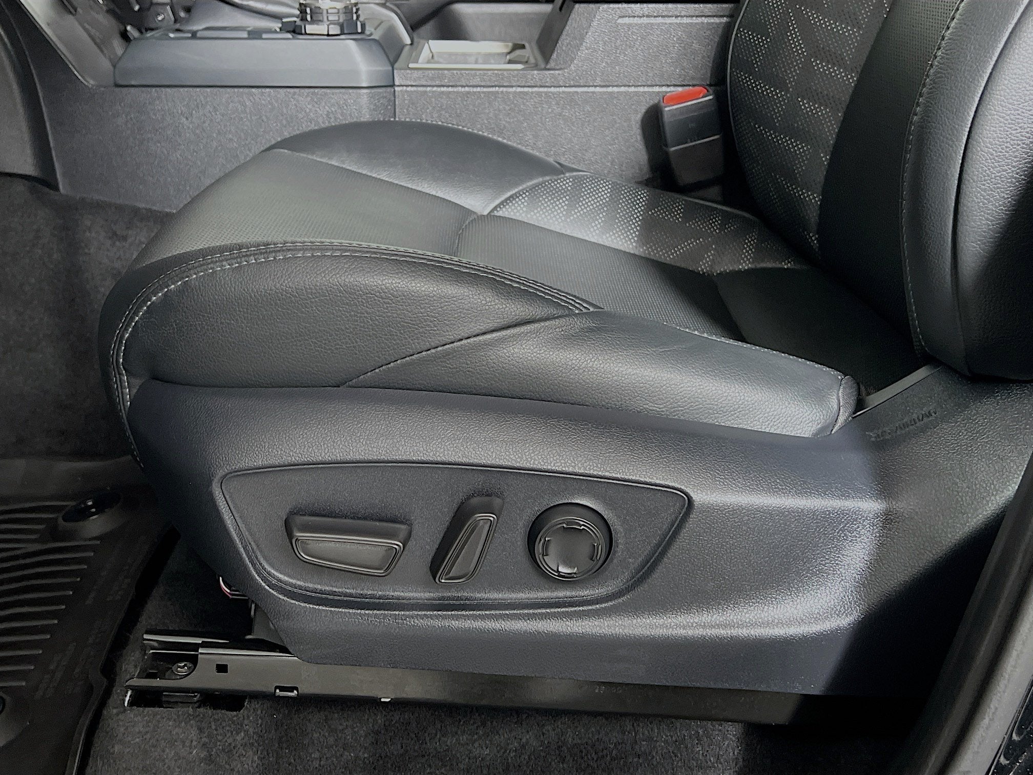 2025 Toyota Tacoma 4WD Base