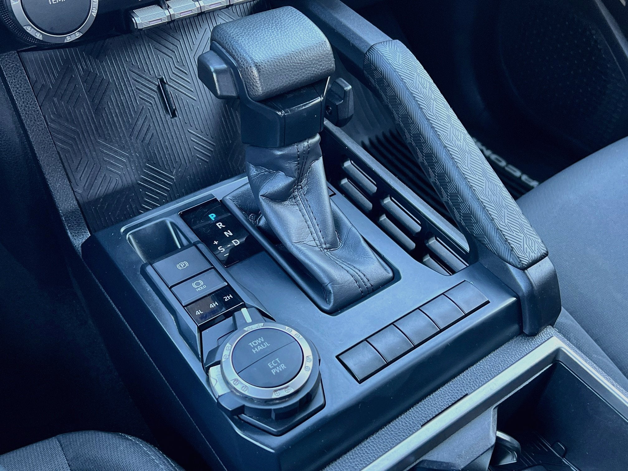 2025 Toyota Tacoma 4WD Base