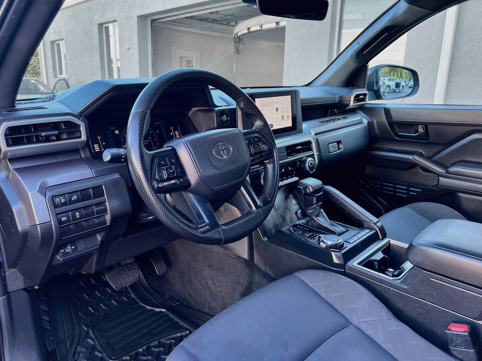 2025 Toyota Tacoma 4WD Base