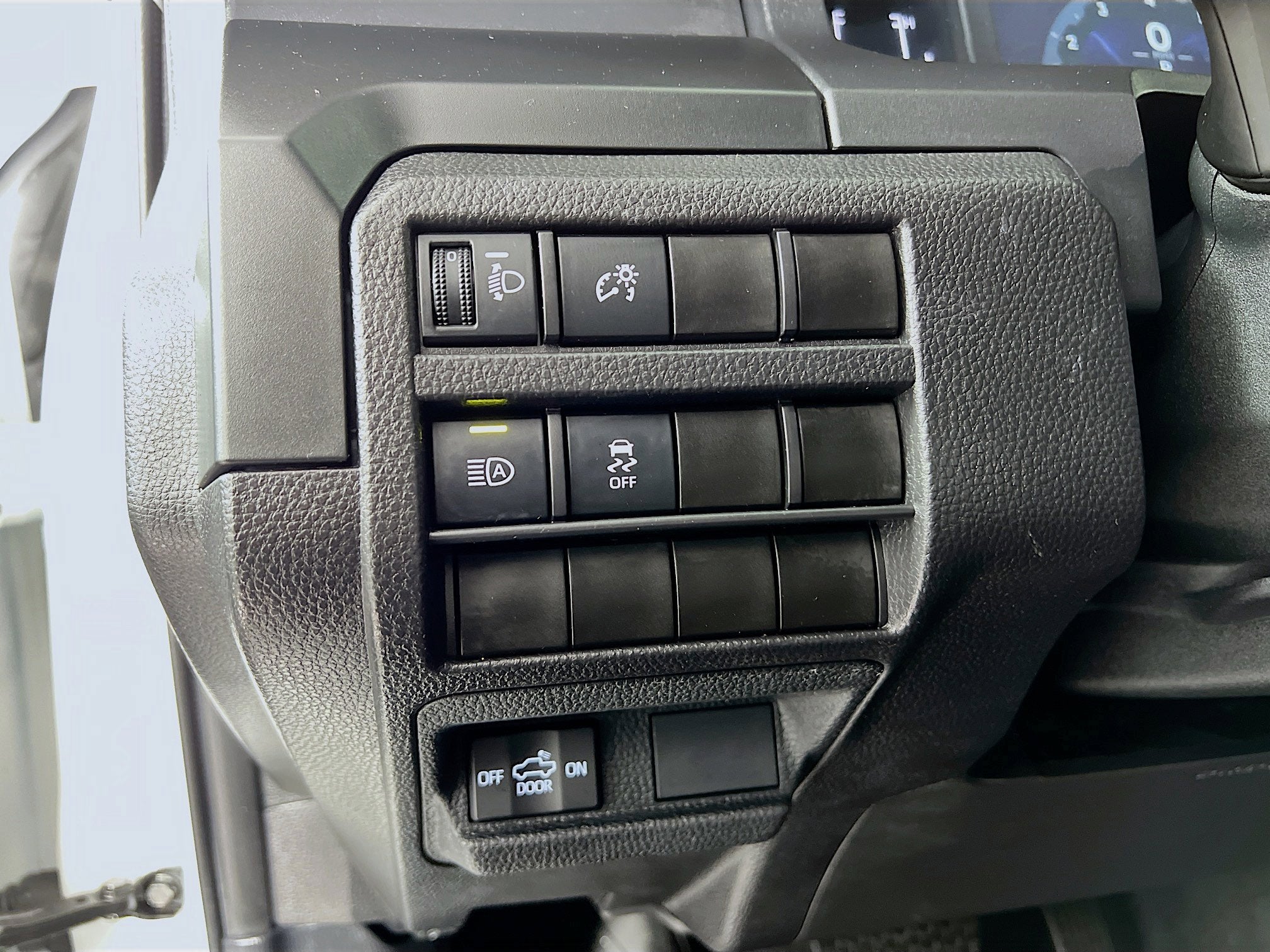 2025 Toyota Tacoma 4WD SR