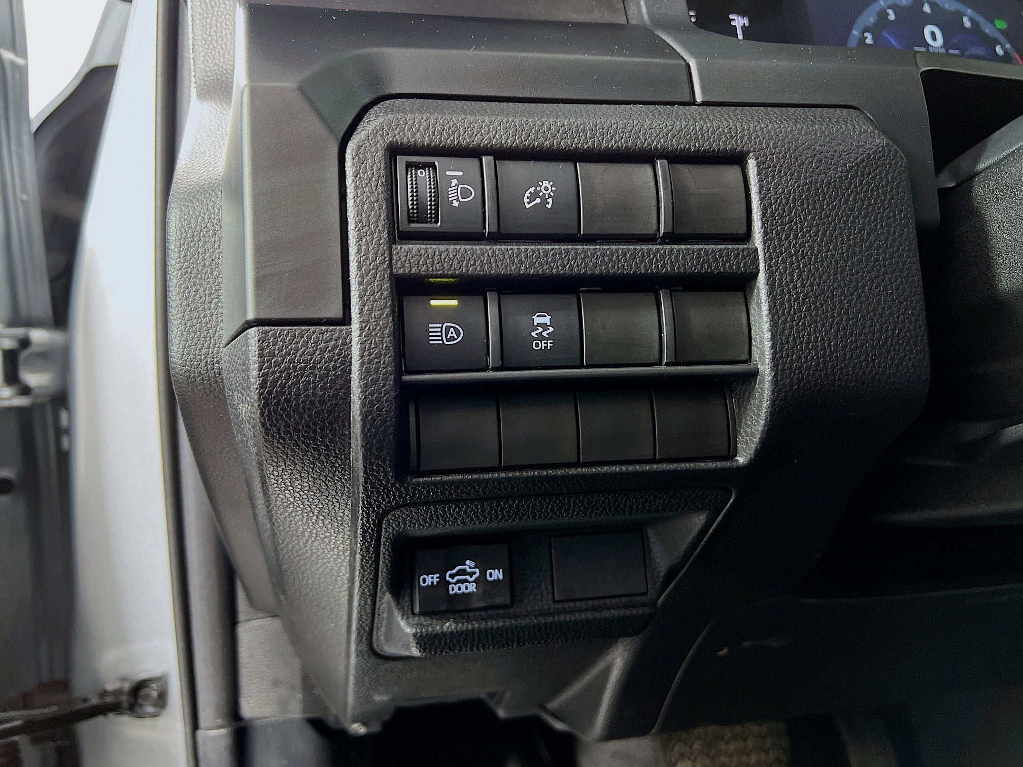 2025 Toyota Tacoma 4WD SR