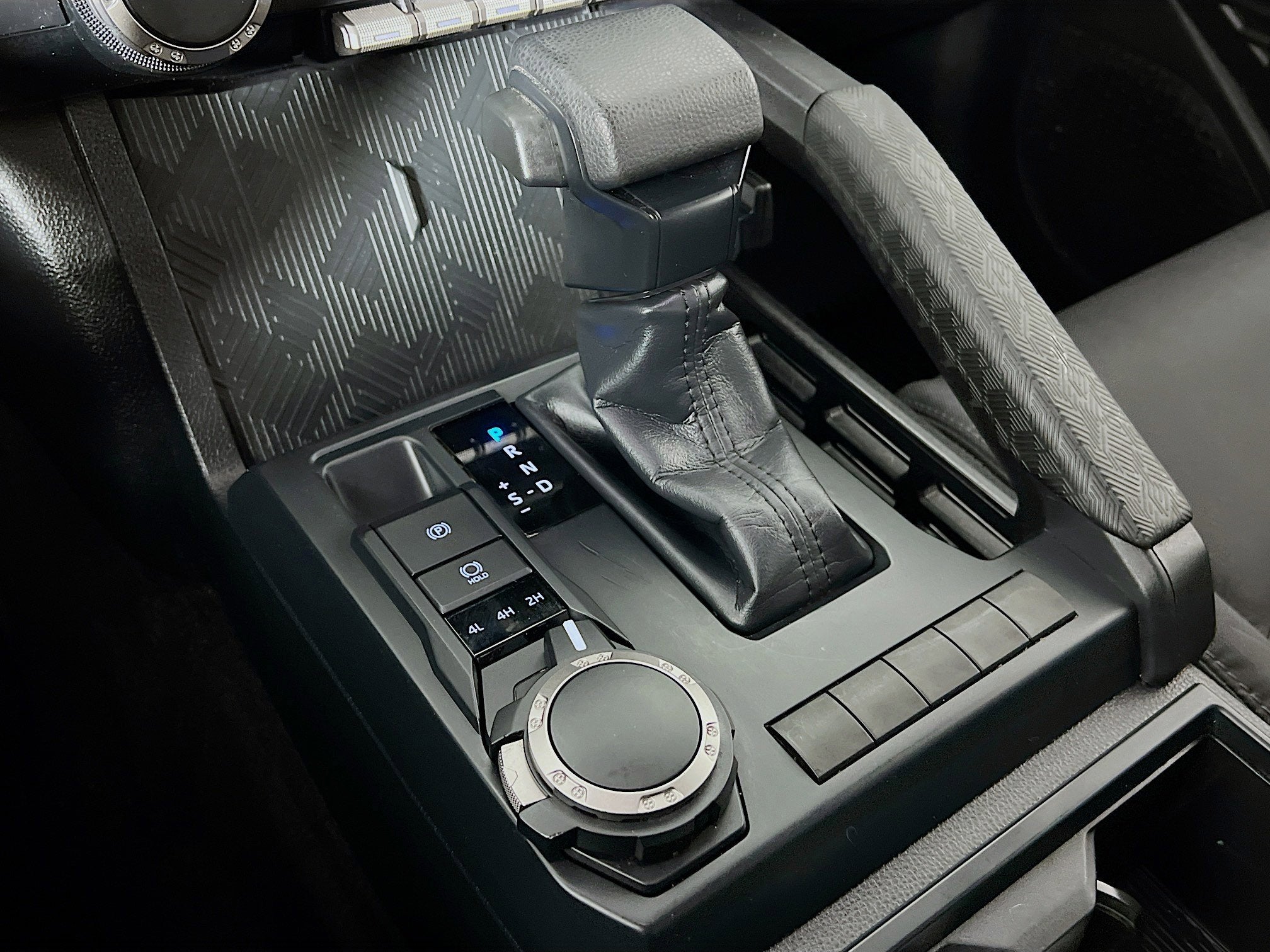 2025 Toyota Tacoma 4WD SR