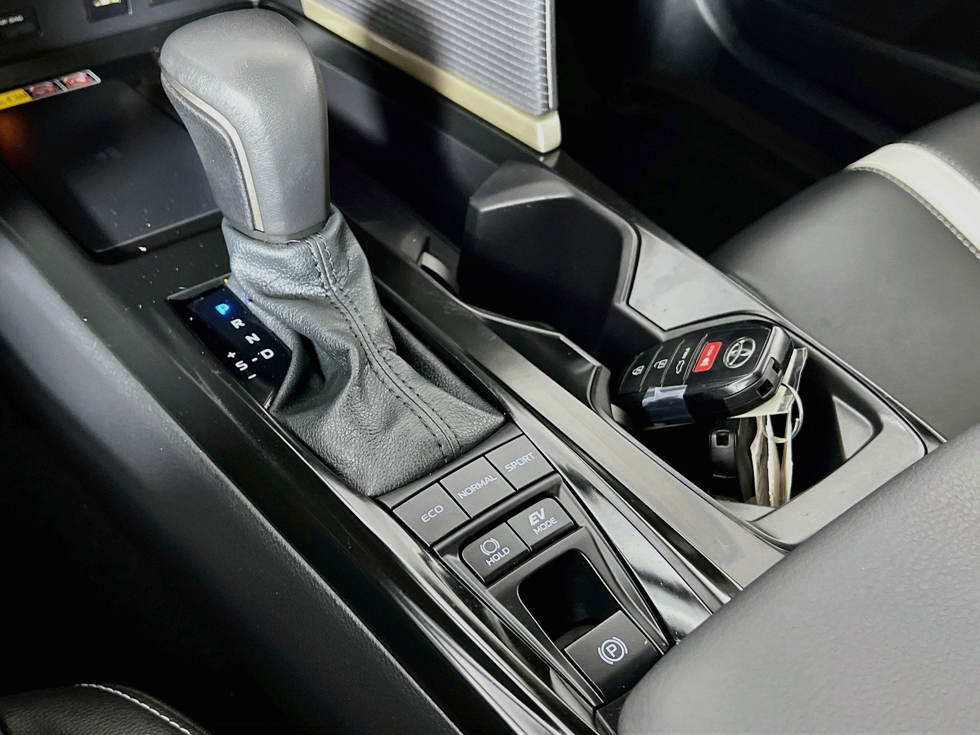 2025 Toyota Camry Base