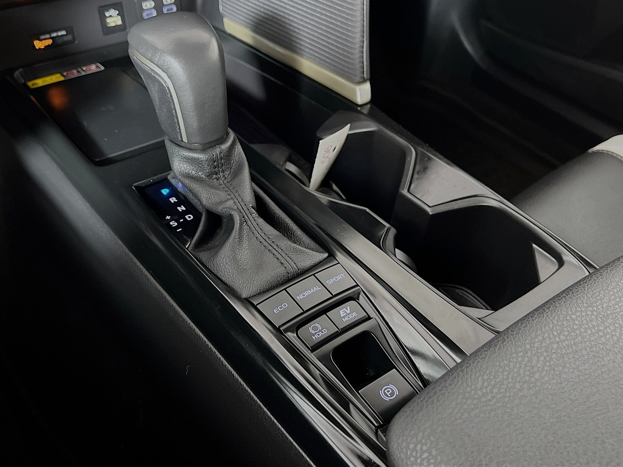 2025 Toyota Camry Base