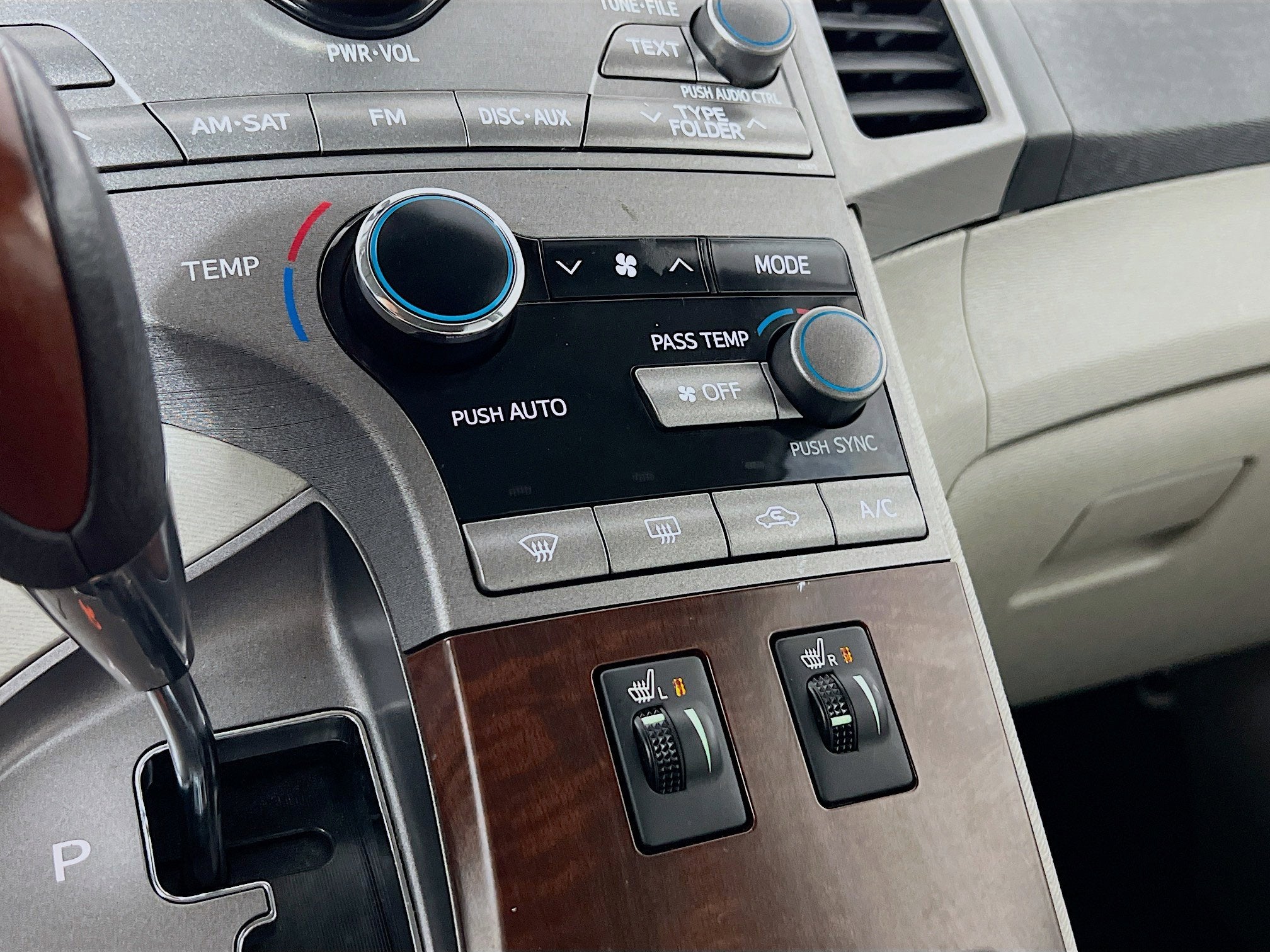 2009 Toyota Venza 4dr Wgn V6 AWD (Natl)