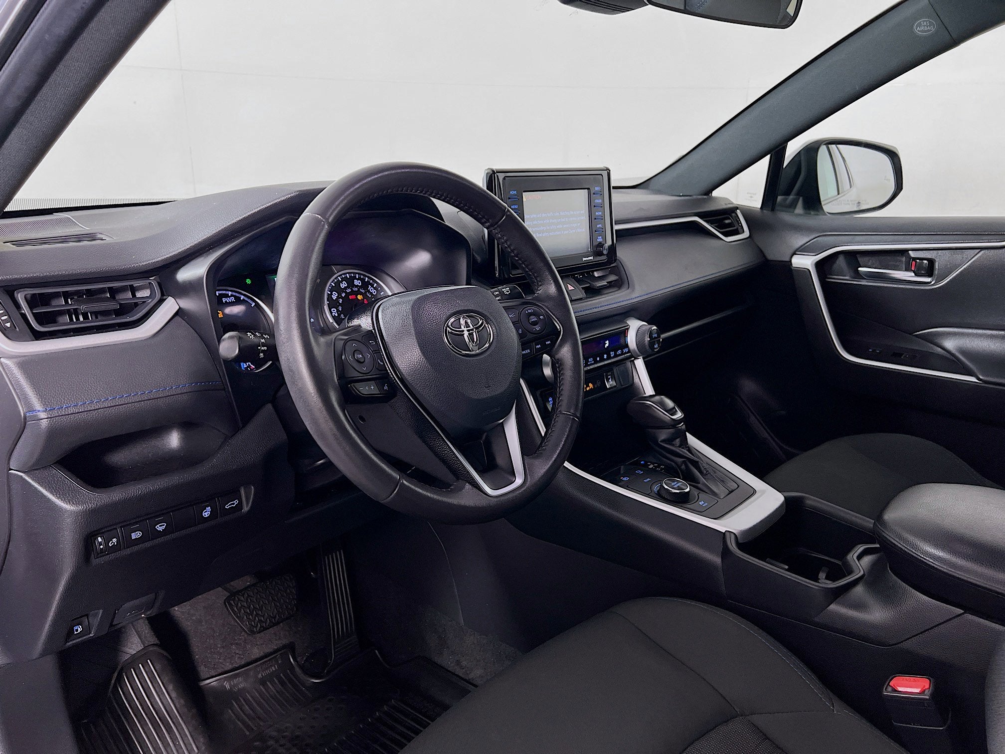 2022 Toyota RAV4 Hybrid SE