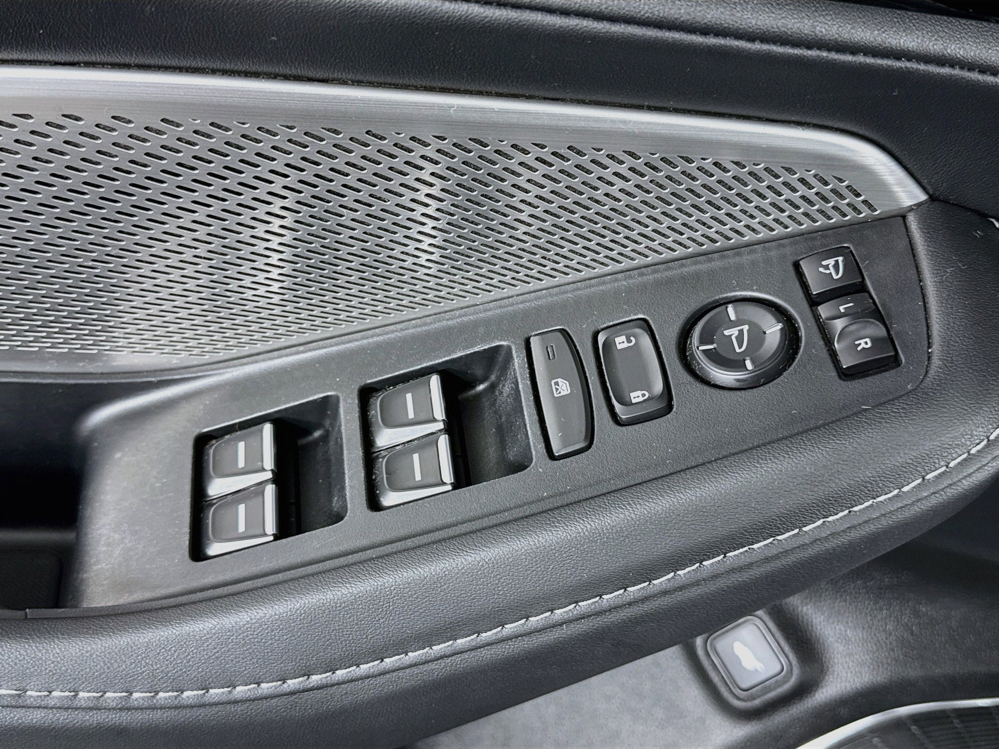 2024 Acura MDX w/Technology Package