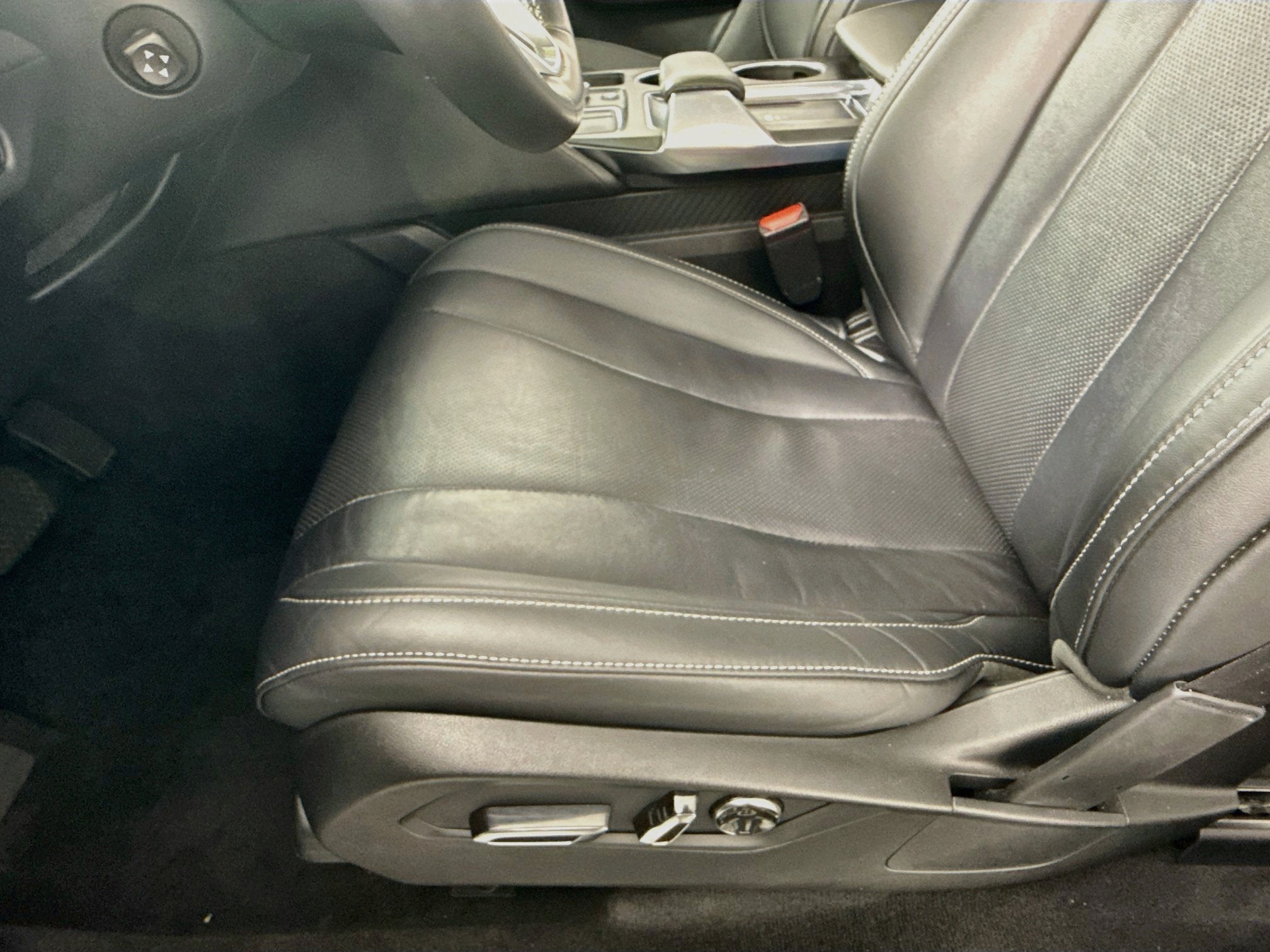 2024 Acura MDX w/Technology Package