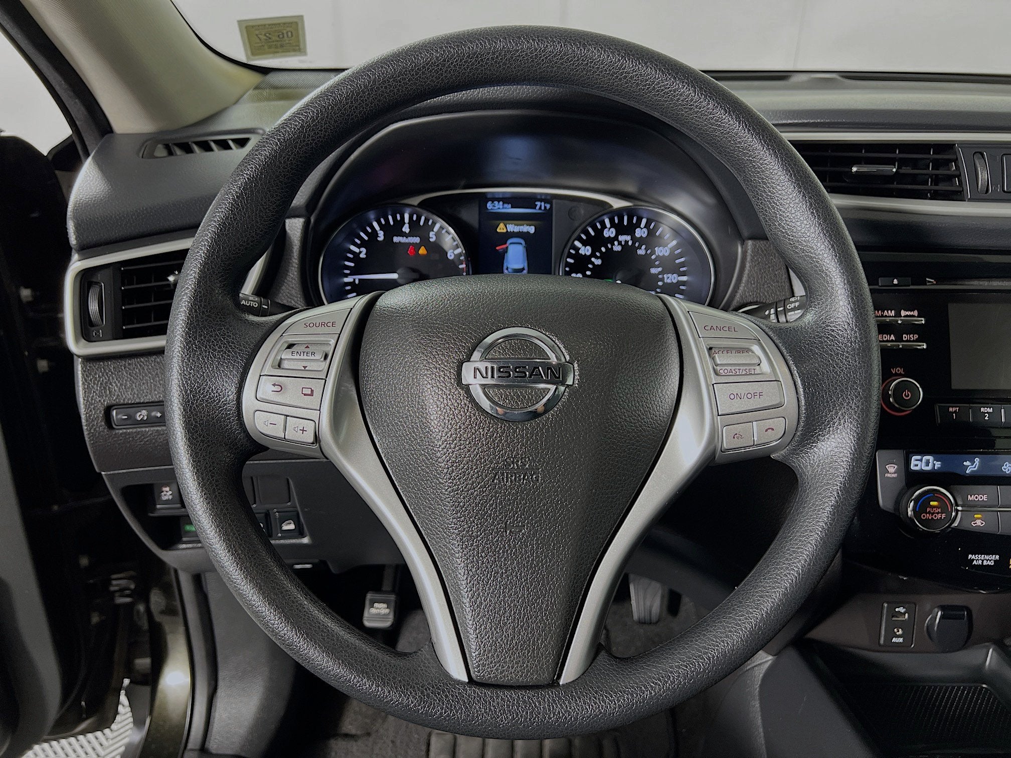 2016 Nissan Rogue SV
