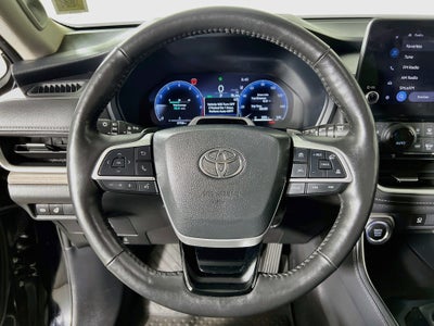 2025 Toyota Grand Highlander Base