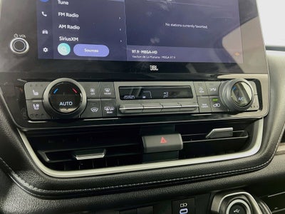 2025 Toyota Grand Highlander Base