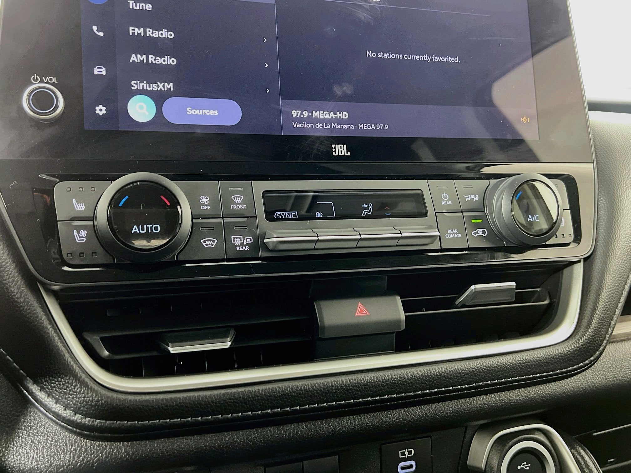 2025 Toyota Grand Highlander Base
