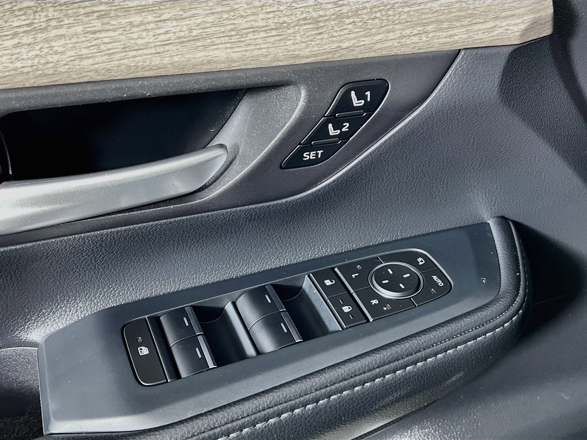 2025 Toyota Grand Highlander Base