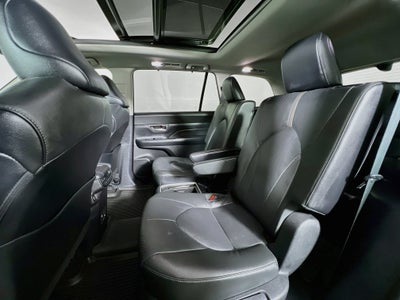 2025 Toyota Grand Highlander Base