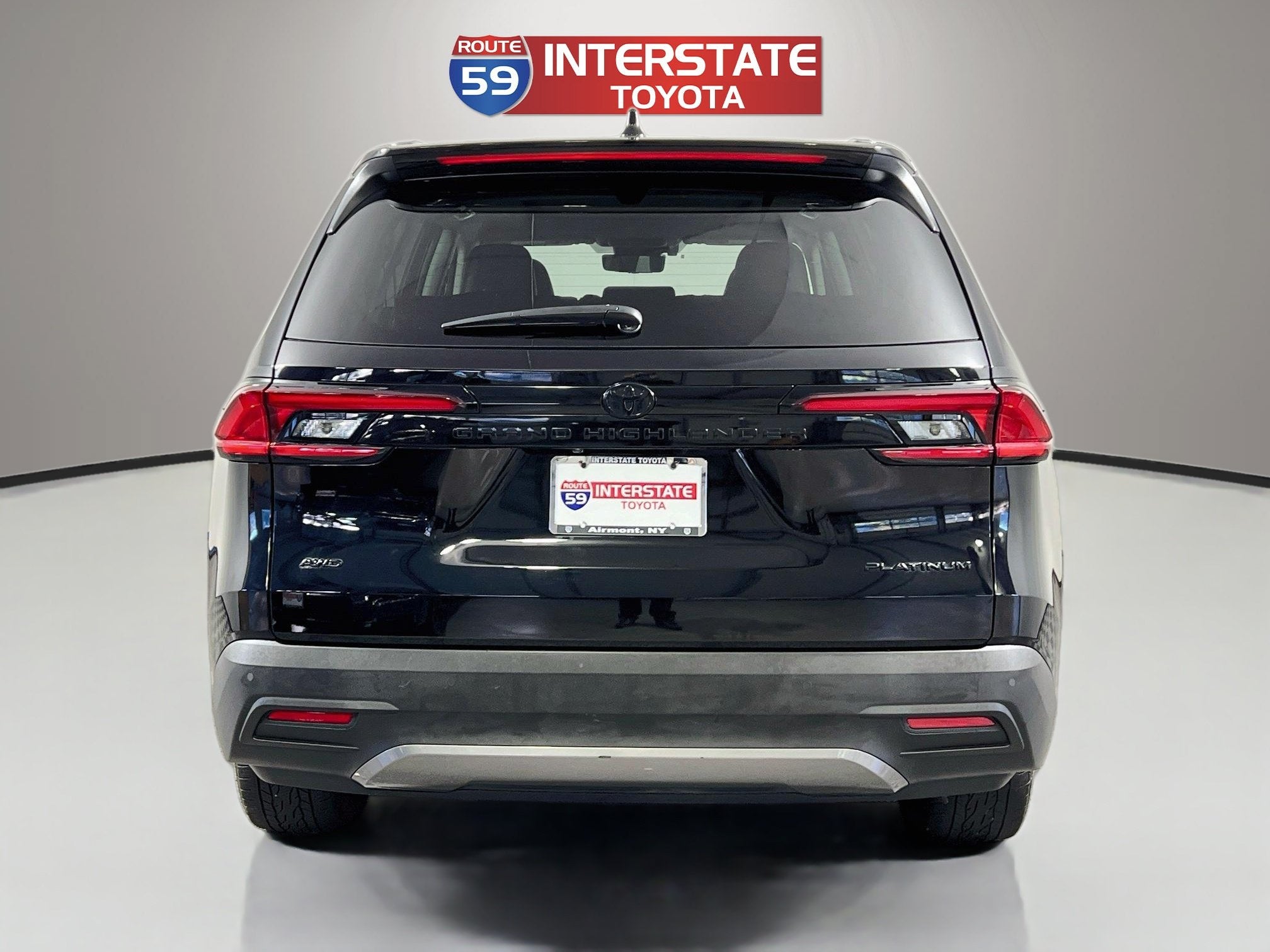 2025 Toyota Grand Highlander Base
