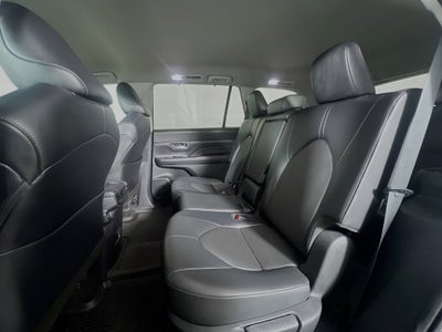 2024 Toyota Grand Highlander Base