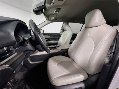 2026 Toyota Grand Highlander Base