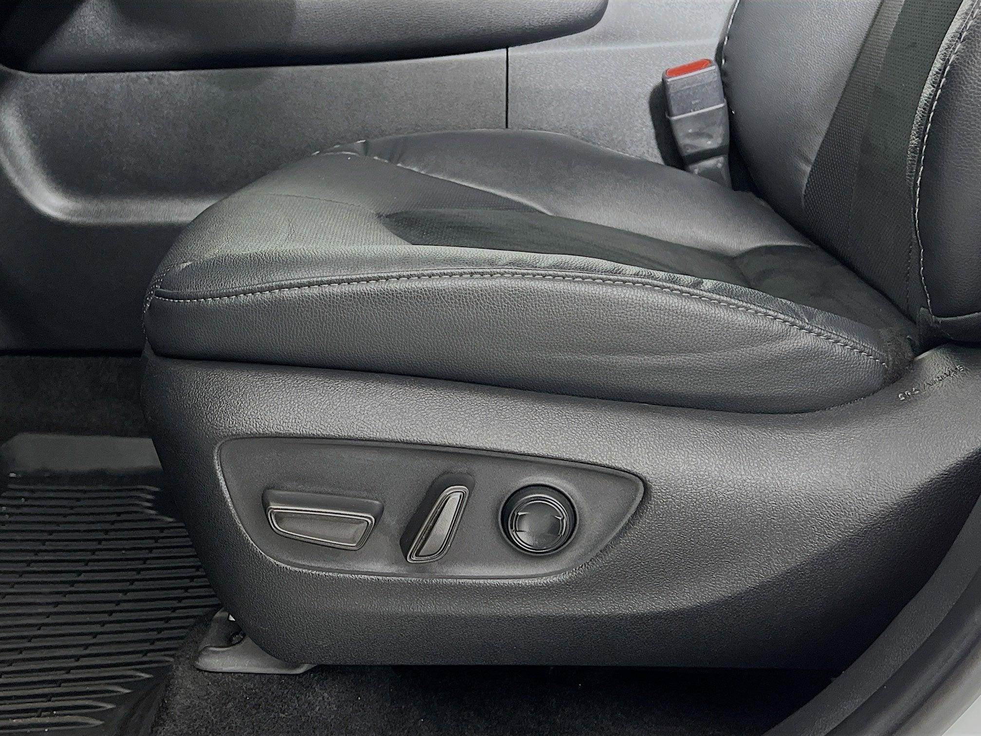 2024 Toyota Grand Highlander Base
