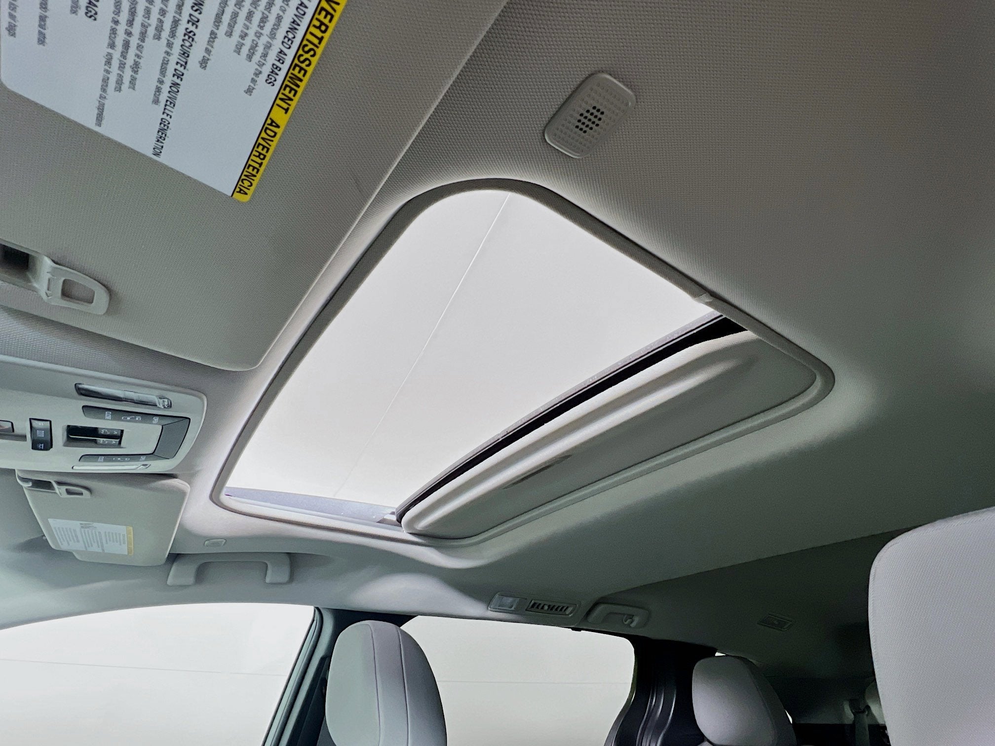 2025 Toyota Sienna LE