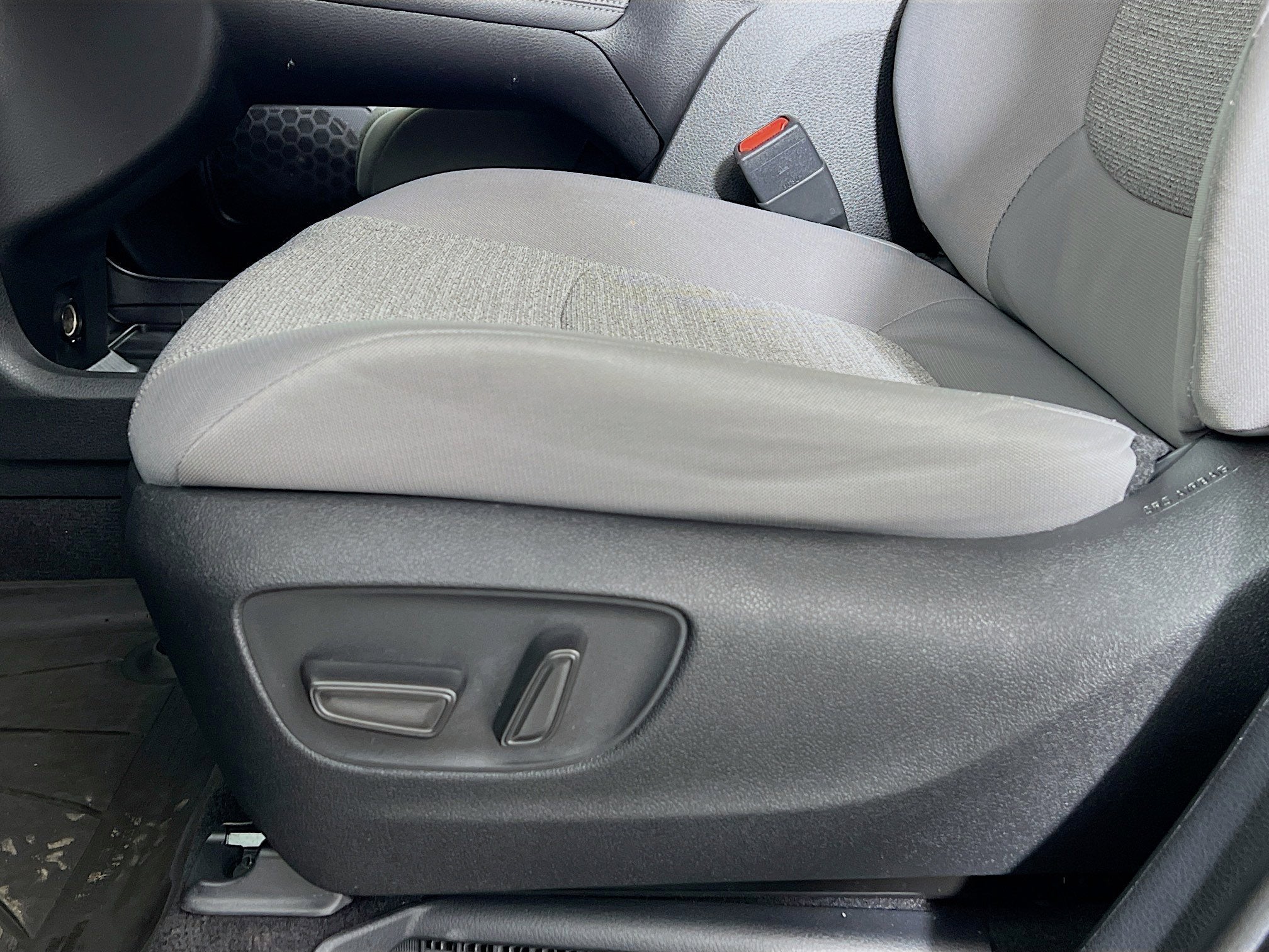 2025 Toyota Sienna LE