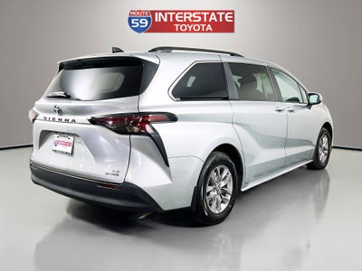 2024 Toyota Sienna LE