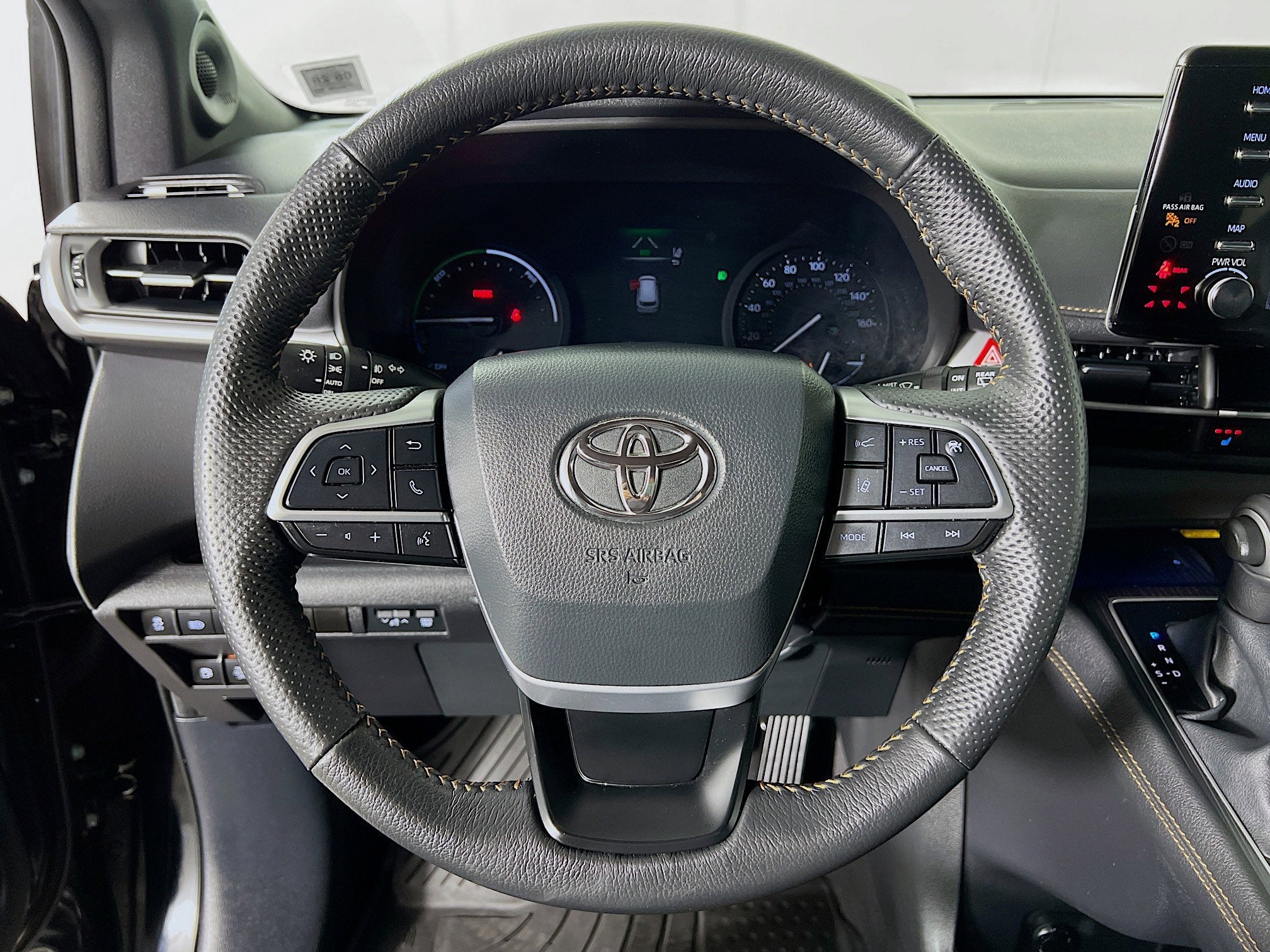 2024 Toyota Sienna Woodland Edition