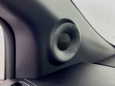 2024 Toyota Sienna Woodland Edition