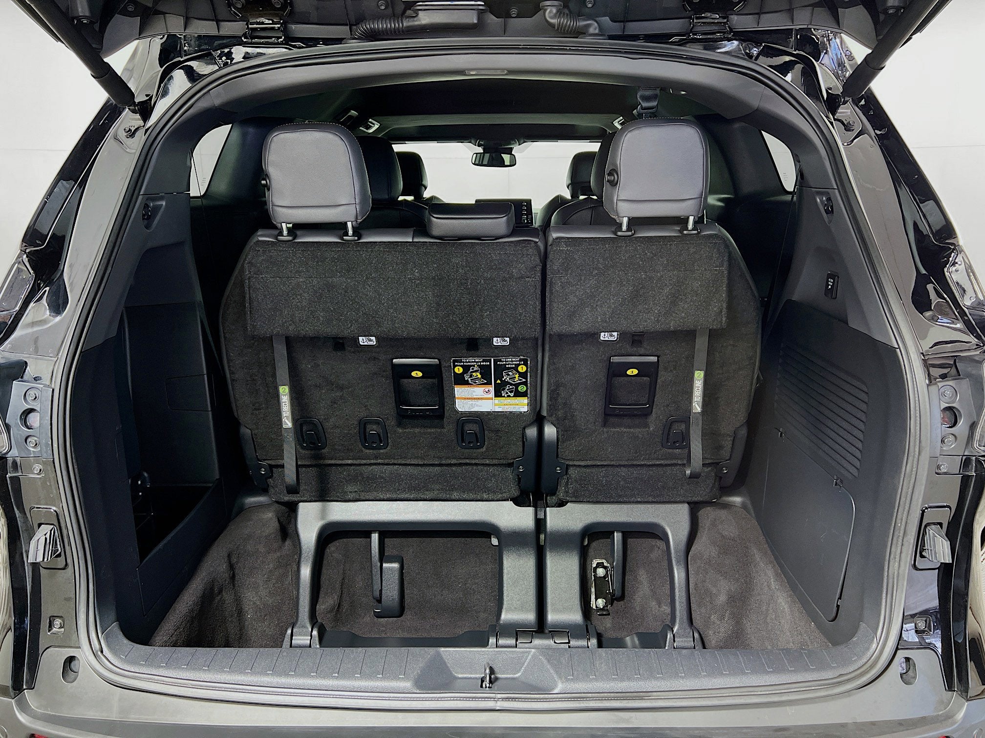 2024 Toyota Sienna Woodland Edition