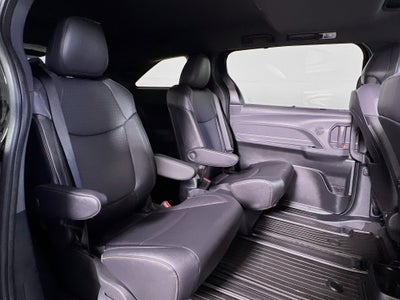 2024 Toyota Sienna Woodland Edition