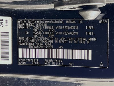 2024 Toyota Sienna Woodland Edition