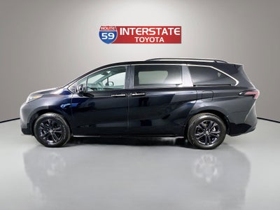 2024 Toyota Sienna Woodland Edition