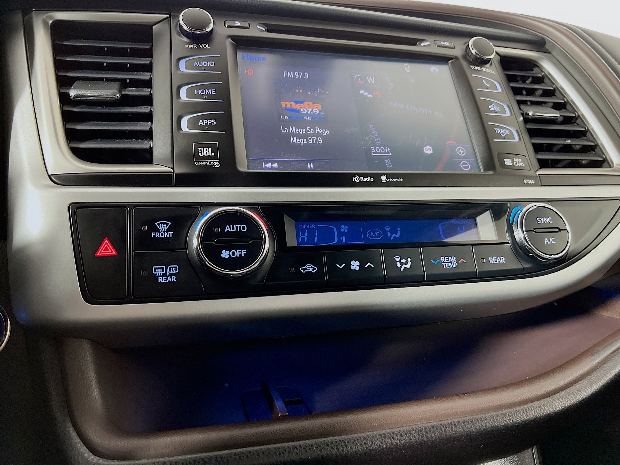 2015 Toyota Highlander Hybrid Limited Platinum