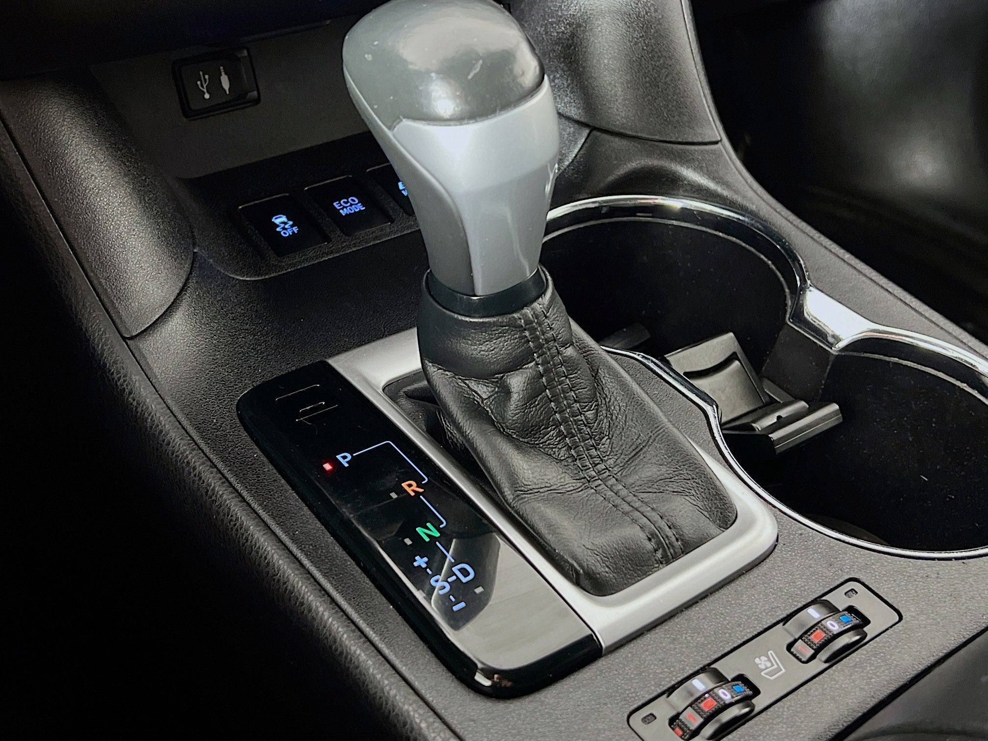2015 Toyota Highlander Hybrid Limited Platinum